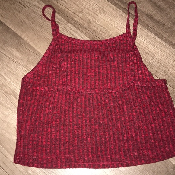 Red tank - Picture 3 of 4